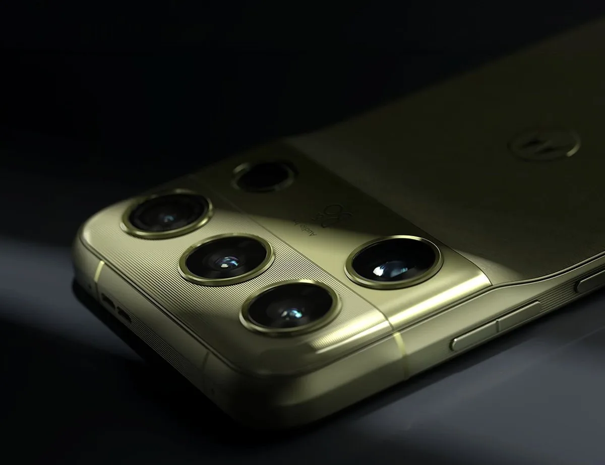 Motorola, yeni amiral gemisi Signature 27’yi 22 Eylül’de tanıtacak