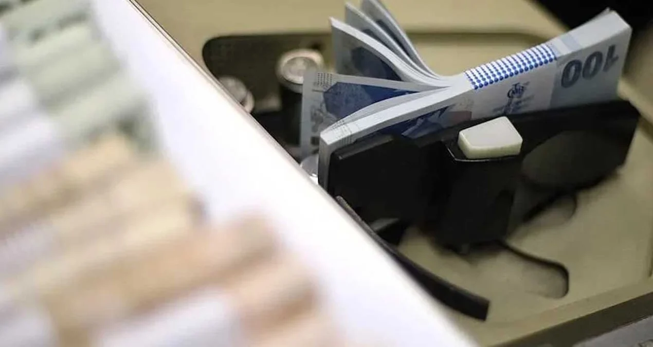 108 bin euroyu iade ettiler, teşekkür hediyesi jelibon oldu - www.gundemedair.com