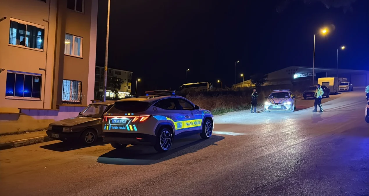 Polisin 'dur' ihtarına uymayan alkollü sürücüye 343 bin lira ceza - Sözcü Gazetesi