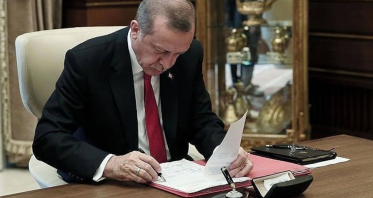 Bazı üniversitelerde yeni fakülteler kuruldu, bazıları kapatıldı