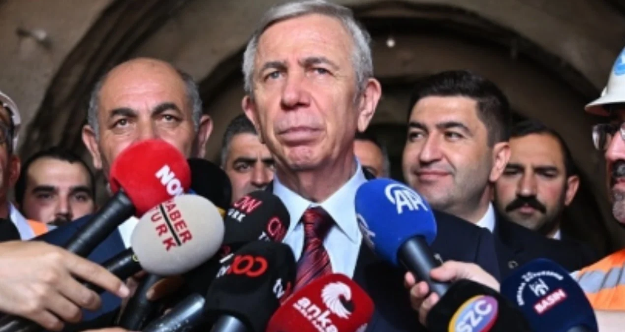 Mansur Yavaş’ın CHP’den ayrılıp bağımsız başkanlık sürecine başlamasıyla ilgili haber görseli