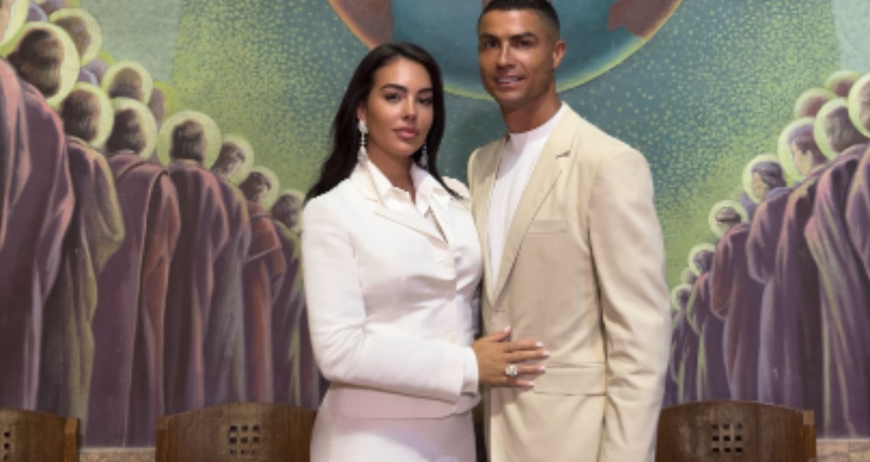 Cristiano Ronaldo ve Georgina Rodriguez’in evlerinde gerçekleşen sade nikah töreninden kareler