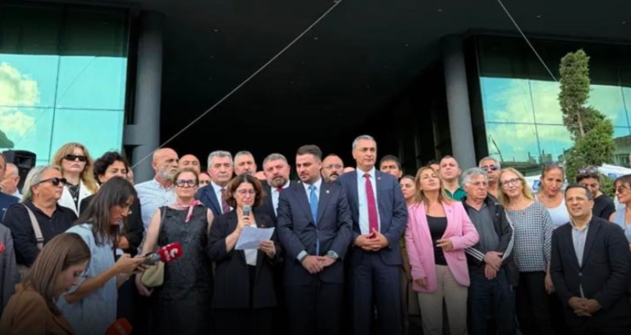 CHP ve YENİ Parti Üsküdar’da seçimde ortak hareket edeceklerini açıkladı