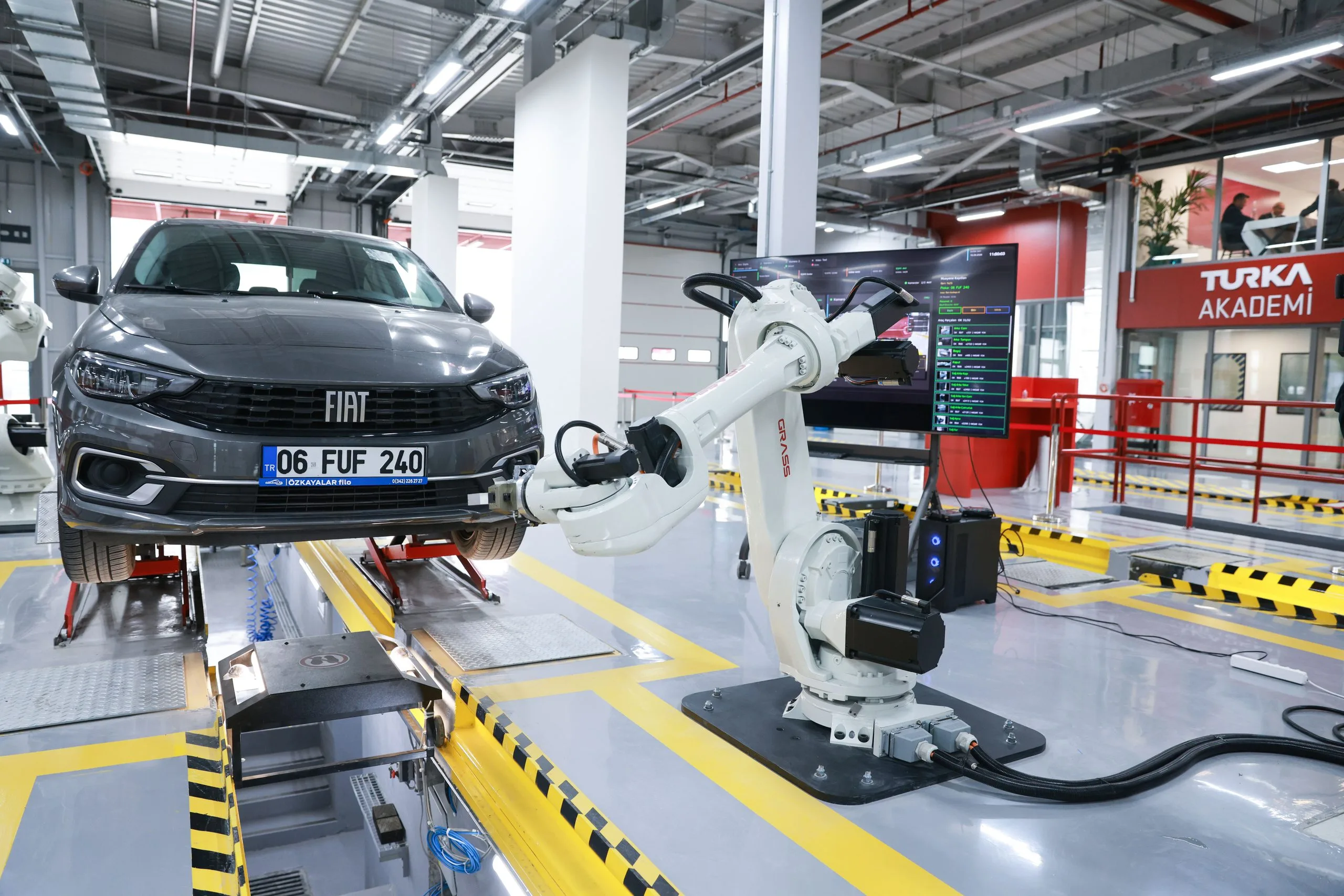 TURKA ve Altınay, araç muayenesinde robotik sistemler için iş birliği başlattı
