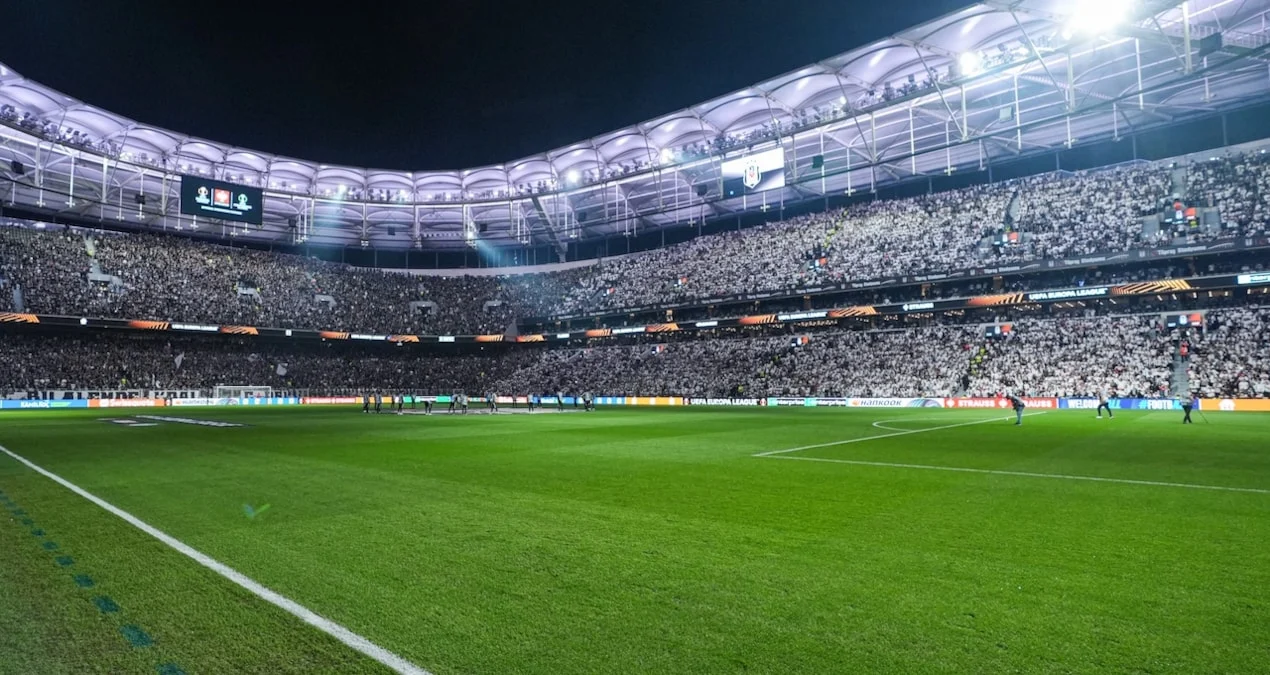 Beşiktaş tribününe yeni sponsorluk! Resmi açıklama geldi
