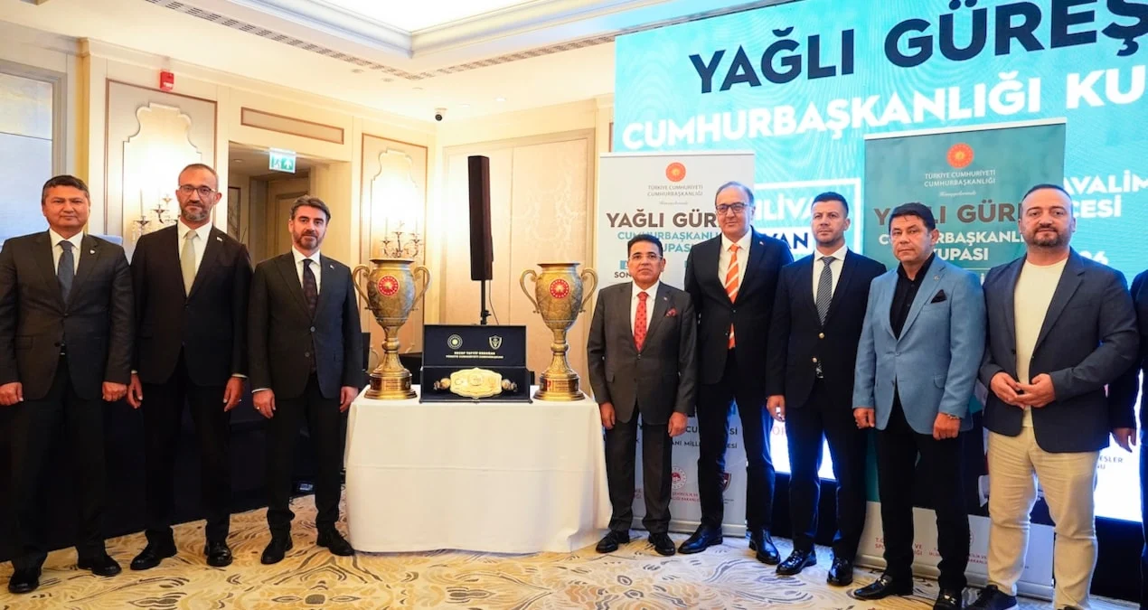 İstanbul’da Yağlı Güreş Cumhurbaşkanlığı Kupası basın toplantısı yapıldı