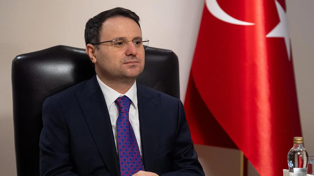 Adalet Bakanı Gürlek, sermaye piyasalarındaki manipülatif işlemlerle mücadelede kararlılık vurgusu yaptı - www.gundemedair.com