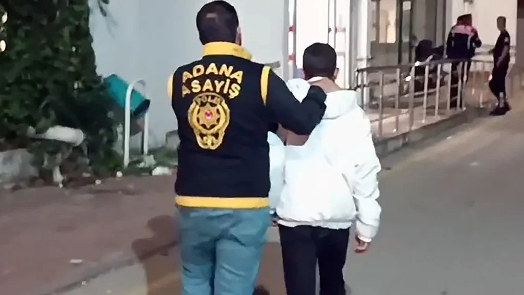Adana'da 16 Yaşındaki Genç İş Yerinde Başından Vuruldu - www.gundemedair.com