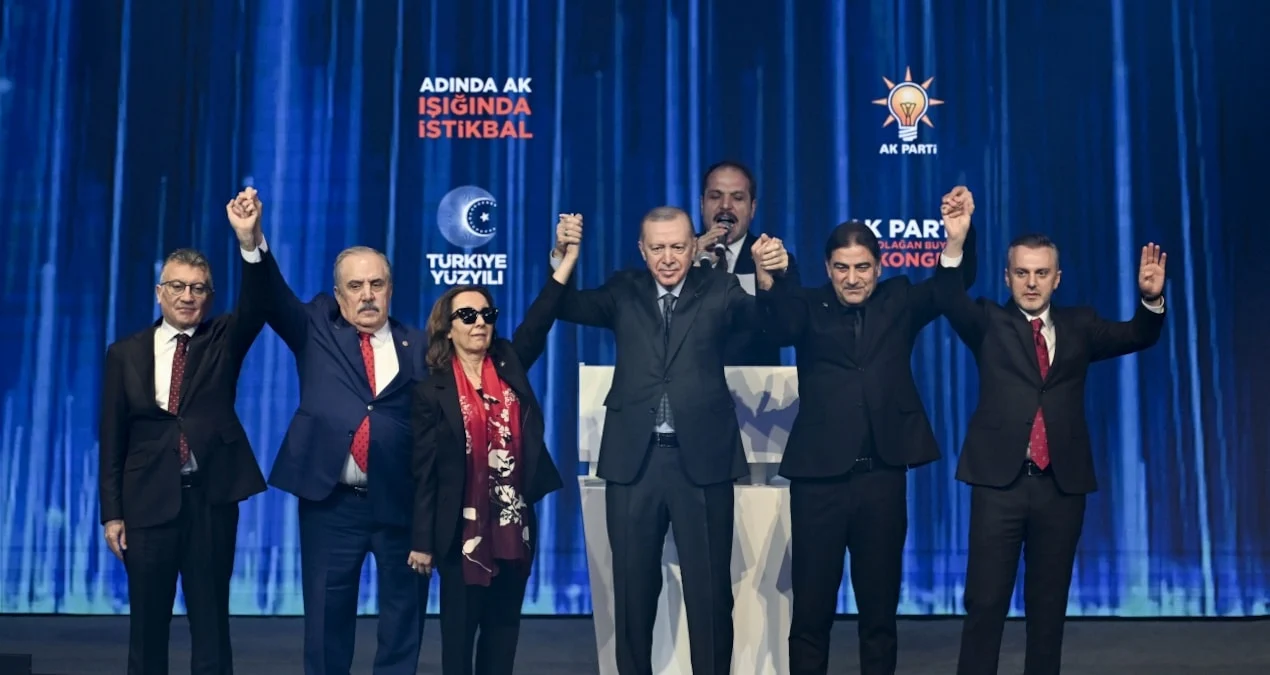 AKP'ye geçeceği iddia edilmişti: Besim Dutlulu’dan transfer iddialarına yanıt - www.gundemedair.com