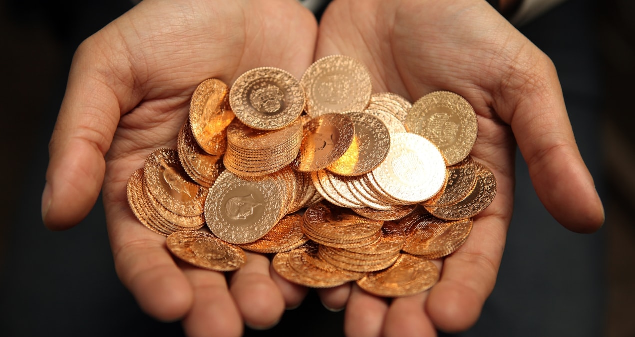 Goldman Sachs, 2026 yılı sonu ons altın fiyatını 4.900 dolar olarak tahmin etti