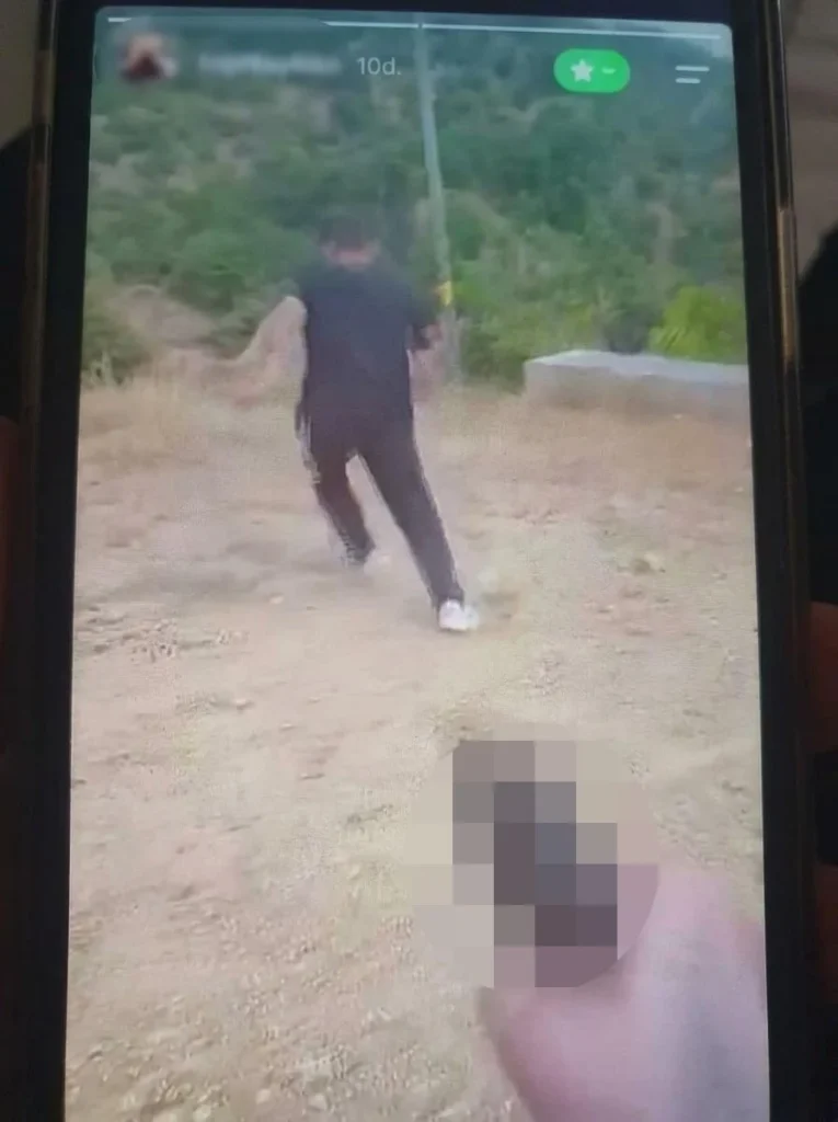 Amasya'da 17 Yaşındaki Çocuk, Kurusıkı Tabancayla Arkadaşlarını Tehdit Edip Kayda Aldı - www.gundemedair.com