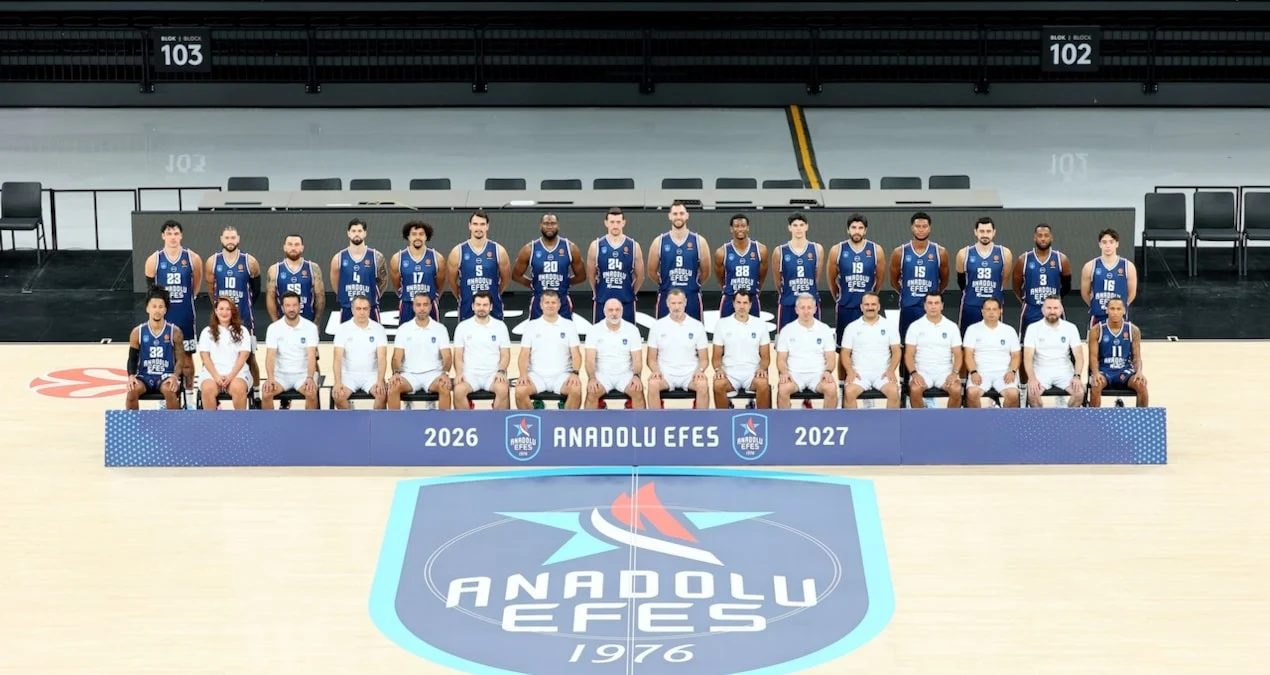 Anadolu Efes, EuroLeague’de başarı için yeni kadrosuyla hedeflerini belirledi
