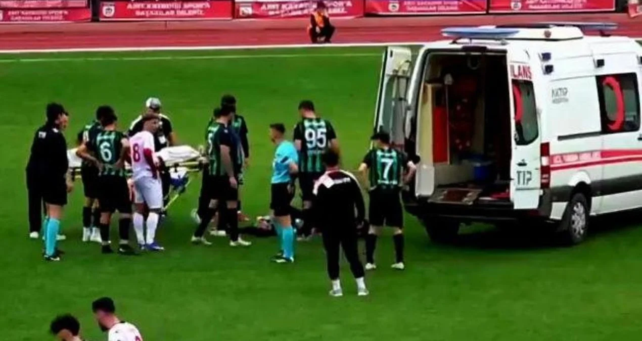Bartın’da futbolcu Akın Karaaslan maçın son dakikalarında kalp krizi geçirdi - www.gundemedair.com