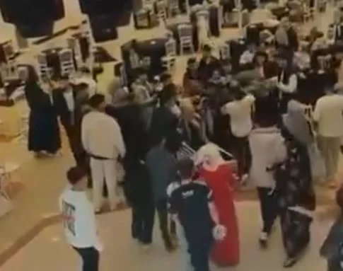 Bolu'da düğün salonunda takı töreni sırasında kavga çıktı - www.gundemedair.com