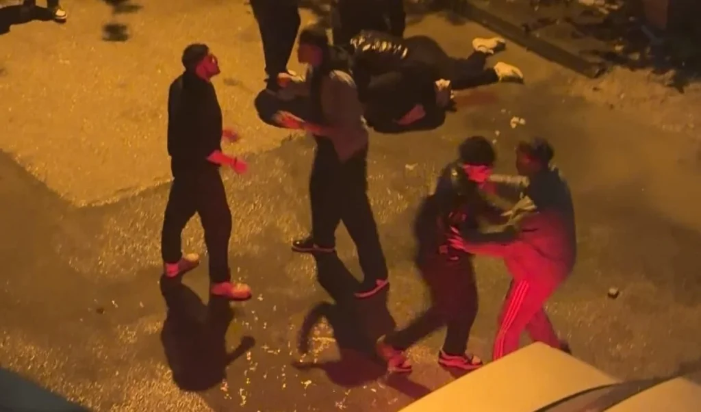 Bursa İnegöl'de Arkadaş Kavgası: 1 Ölü, 2 Yaralı - www.gundemedair.com