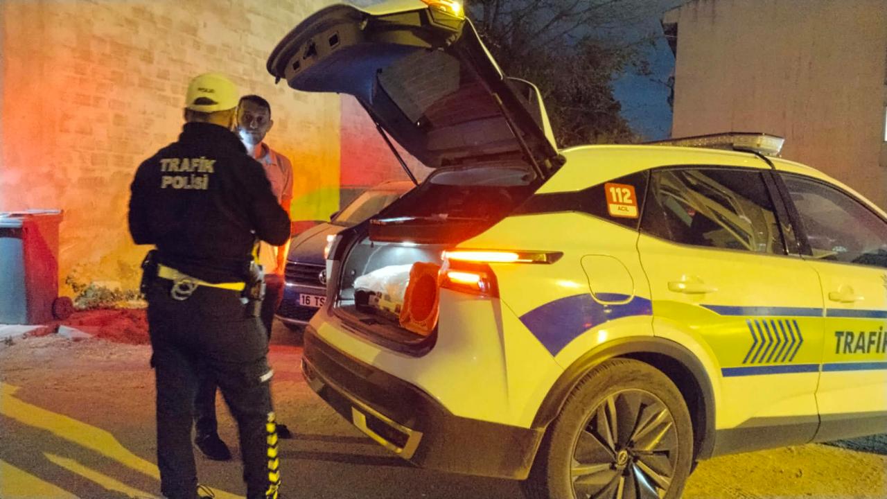 İnegöl’de alkollü ve ehliyetsiz sürücüye 255 bin lira ceza kesildi