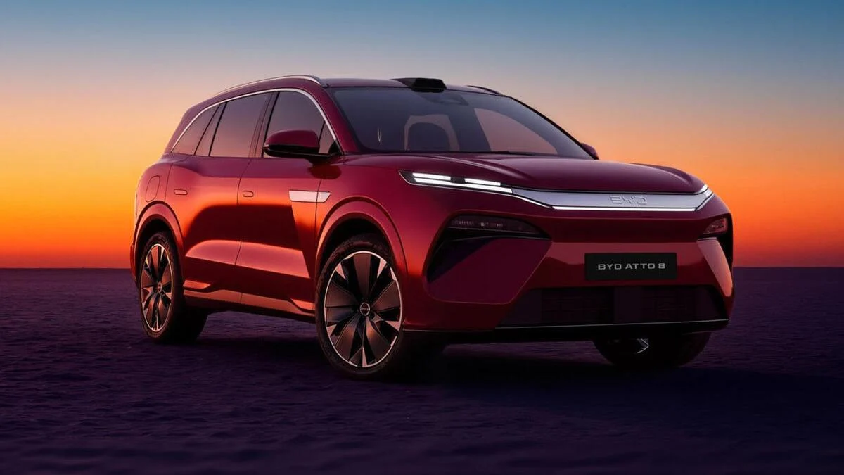 BYD Atto 8 Tanıtıldı: 5 Dakika Şarjla Doluyor - www.gundemedair.com