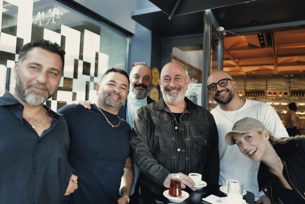 Cem Yılmaz kalp krizi sonrası görüntülendi: “Hayata döndük” - Sözcü Gazetesi