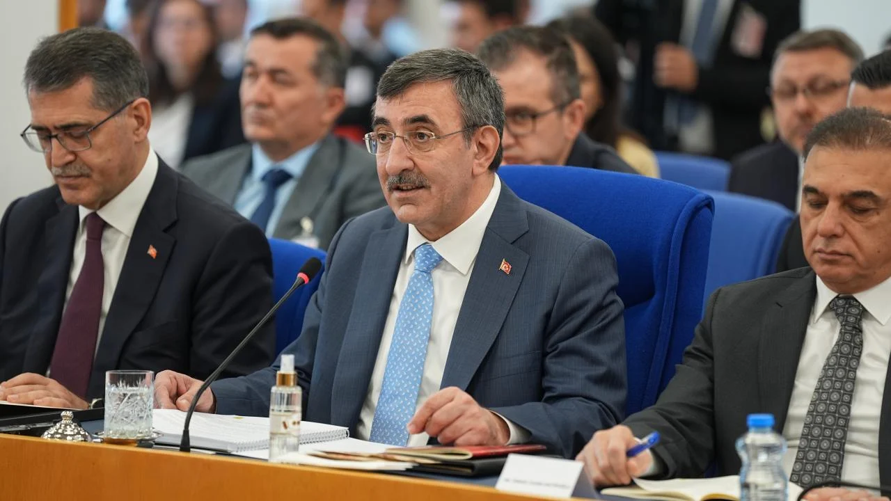 Cevdet Yılmaz: Fon Soruşturmalarında Yatırımcı ve Manipülatör Ayrımı Yapılıyor - www.gundemedair.com
