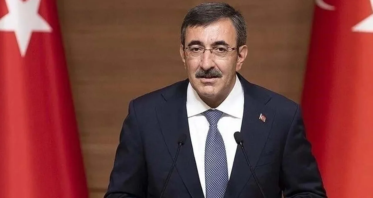 Cevdet Yılmaz, Meclis'te fon skandalı ile ilgili bilgilendirme yapacak