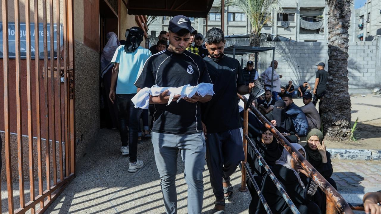Gazze’de İsrail saldırılarında can kaybı 73 bin 462’ye yükseldi