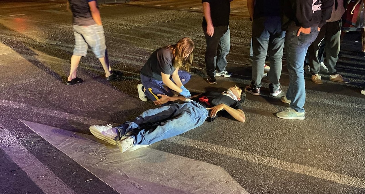 Bursa’nın İnegöl ilçesinde otomobil ile motosiklet çarpıştı, 2 yaralı
