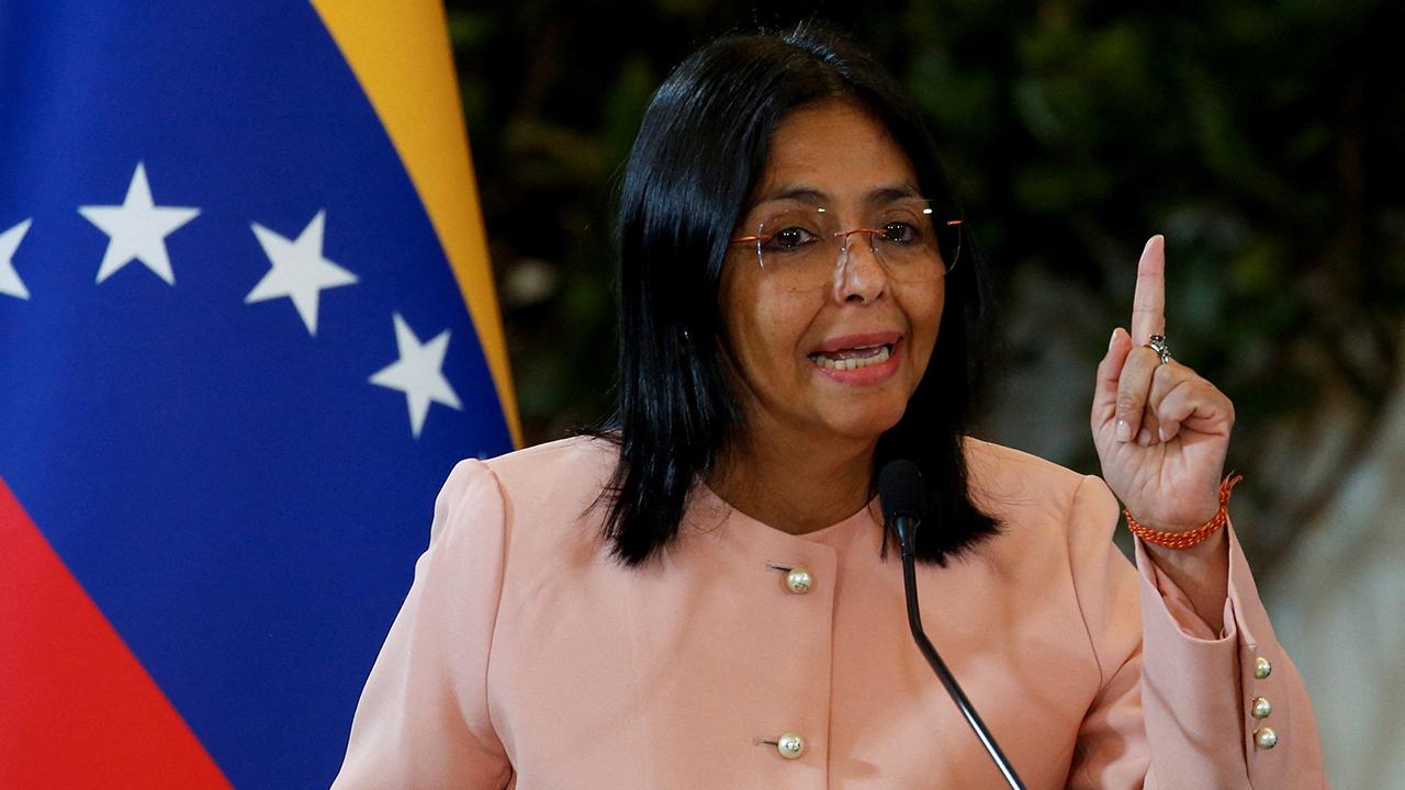 Venezuela’da seçim için gerekli şartların sağlanması bekleniyor