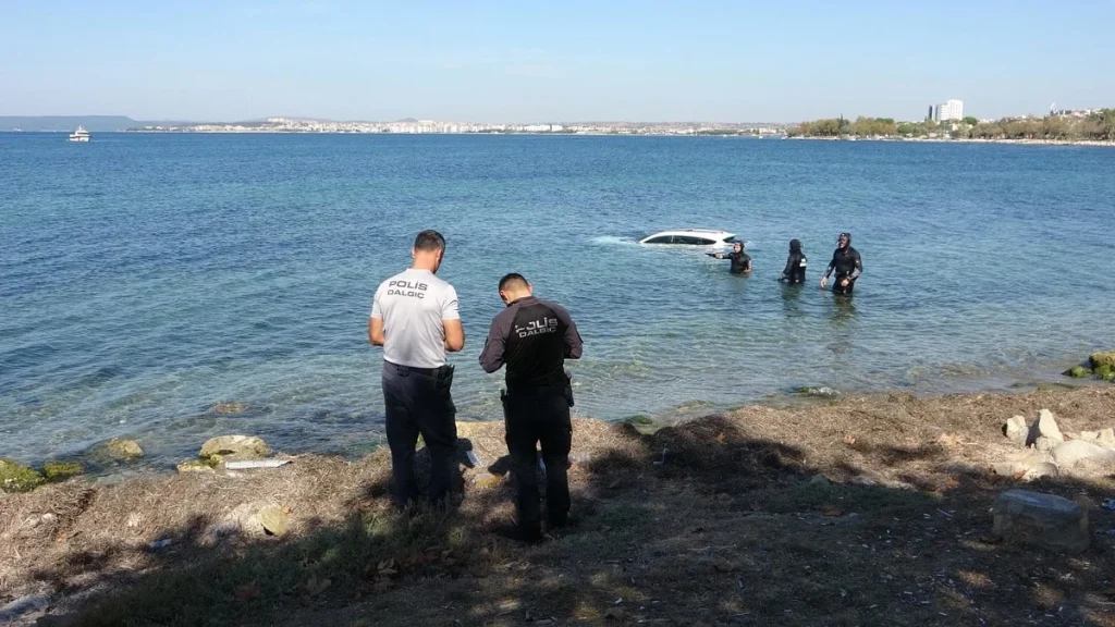 Denizde bu görüntüyü görenler gözlerine inanamadı