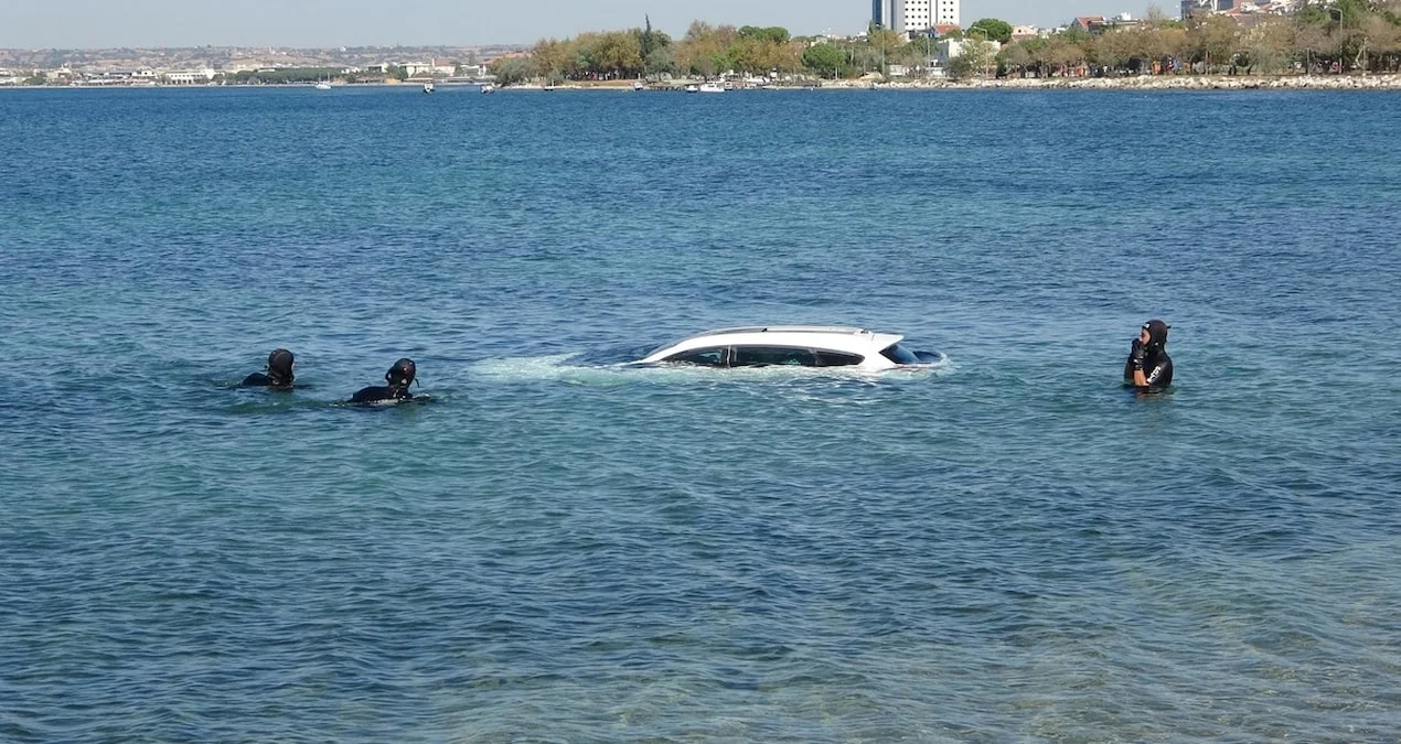 Denizde bu görüntüyü görenler gözlerine inanamadı - Sözcü Gazetesi