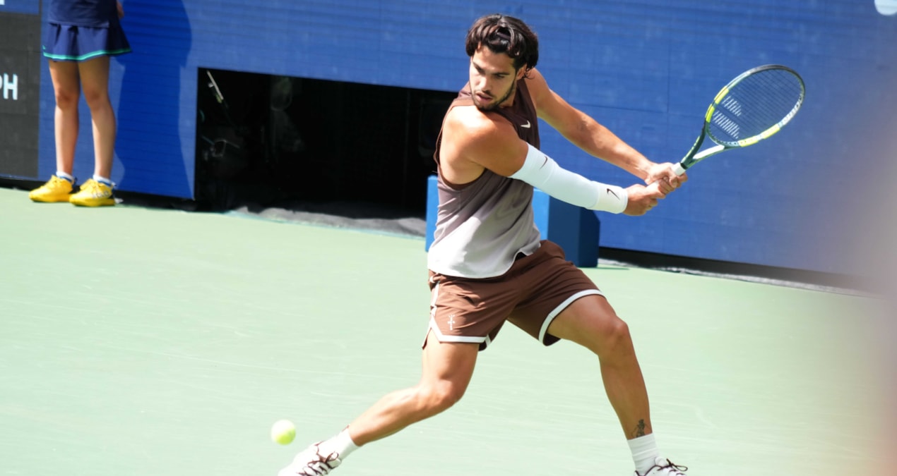 Ben Shelton, ABD Açık’ta Carlos Alcaraz’ı yenerek yarı finale yükseldi