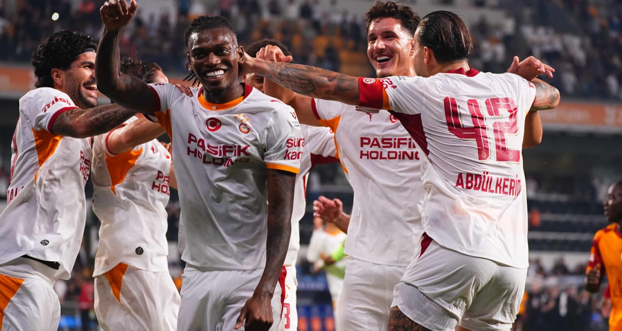 Galatasaray, Rafael Leao ile kadrosunu güçlendirdi ve 80 milyon euro harcadı
