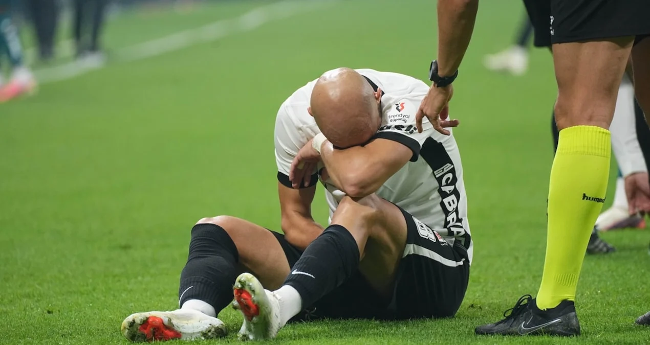 Beşiktaş'a Cerny şoku! Gözyaşlarıyla sahayı terketmişti - Sözcü Gazetesi