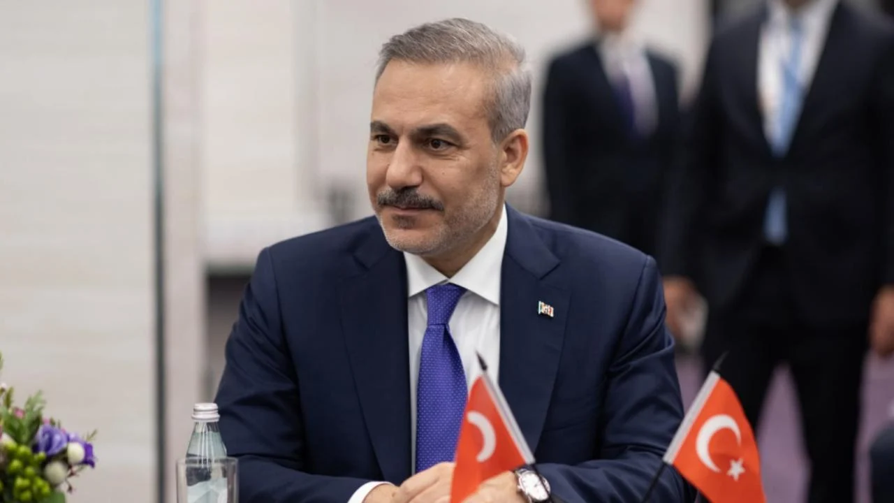 Dışişleri Bakanı Hakan Fidan, Bağdat'ta İİT 52. Dışişleri Bakanları Konseyi Toplantısı'na katıldı - www.gundemedair.com