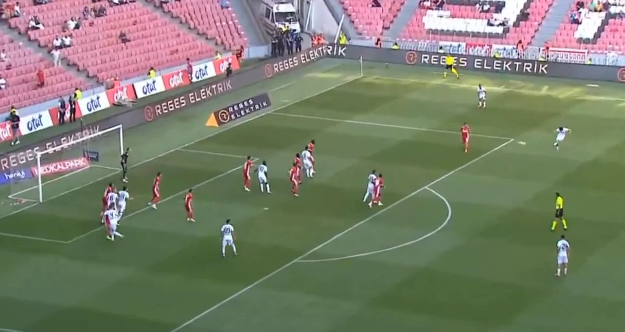 Cengiz Ünder, Çorum FK ile Samsunspor maçında 5 dakikada 2 gol attı