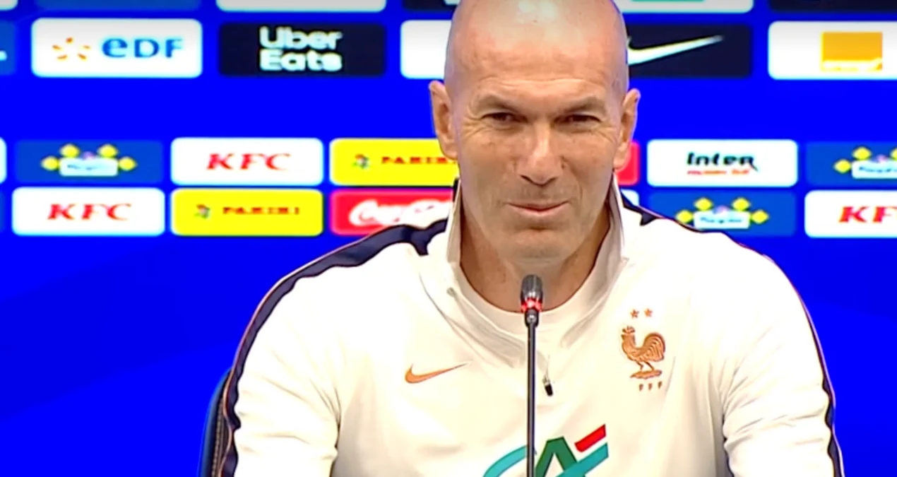 Zinedine Zidane, basın toplantısında kitap imzalamayı reddetti