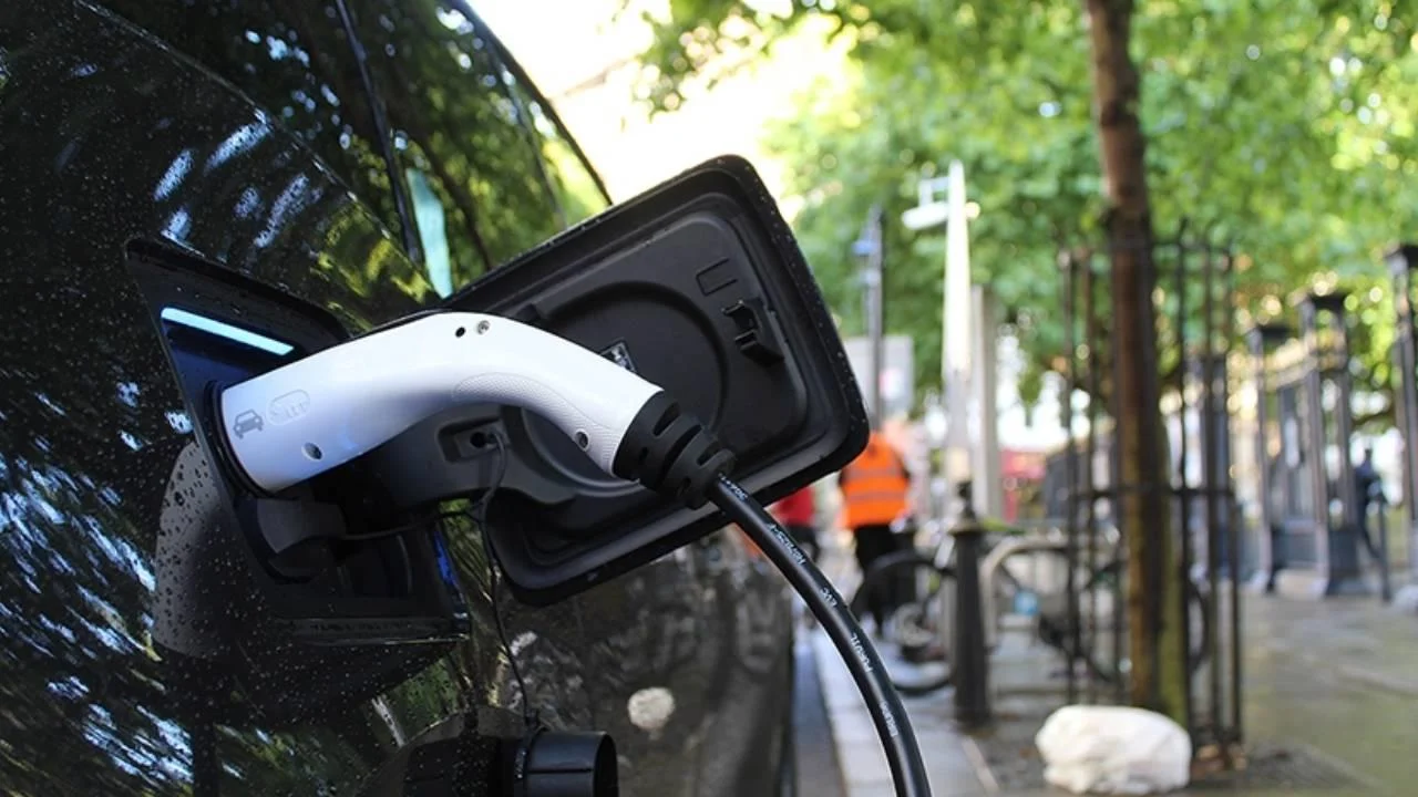 KAIST, Çip Üretim Teknolojileriyle Elektrikli Araç Bataryalarının Ömrünü Uzatıyor