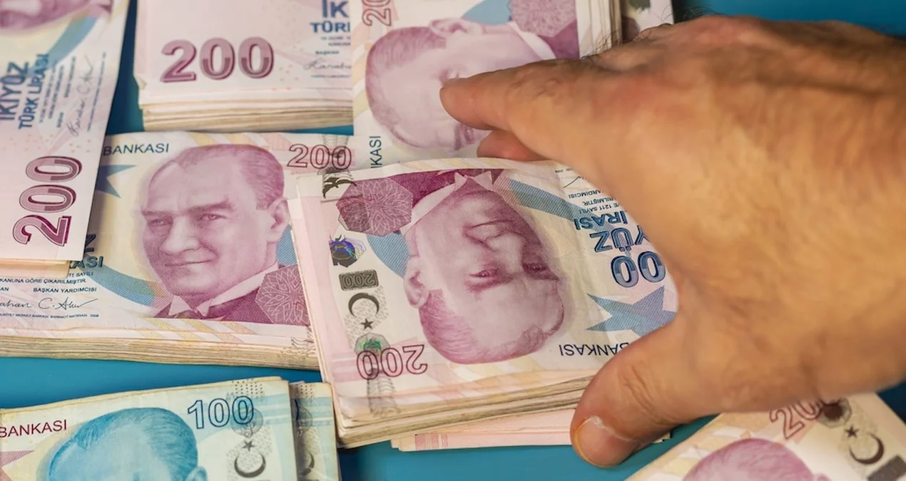 Emekli maaşlarına yeni zam hesaplamaları: Üç farklı senaryo - www.gundemedair.com