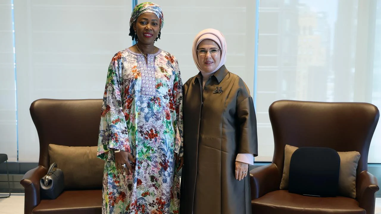 Emine Erdoğan, Sierra Leone Cumhurbaşkanı’nın eşiyle görüşme yaptı