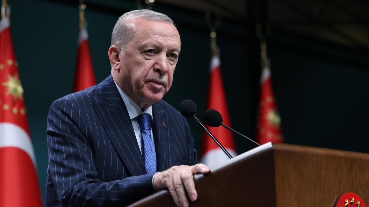 Cumhurbaşkanı Erdoğan, şehit polis memuru Kaygusuz’un ailesine taziye gönderdi