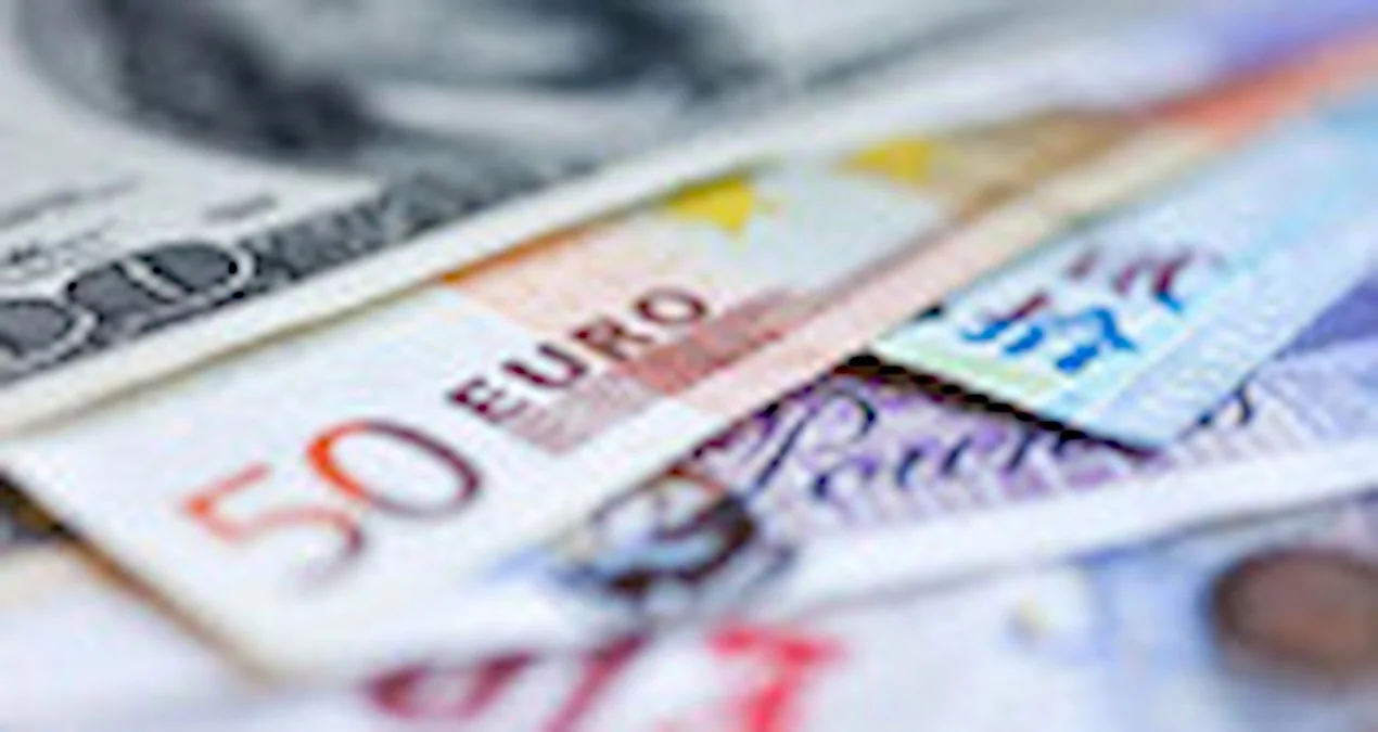 Euro, Dolar Karşısında 16 Ayın En Düşük Seviyesini Gördü