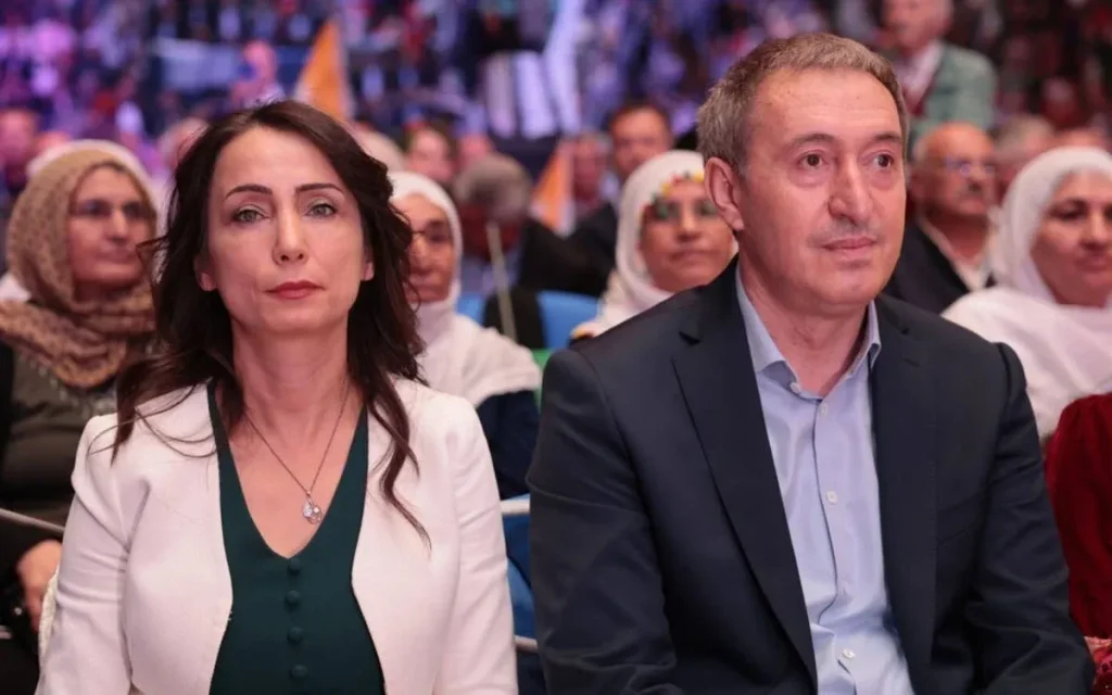 Eylül 2026 Seçim Anketi: AKP'nin Oy Oranı Düşüşte, Yeni Parti İkinci Sırada - www.gundemedair.com