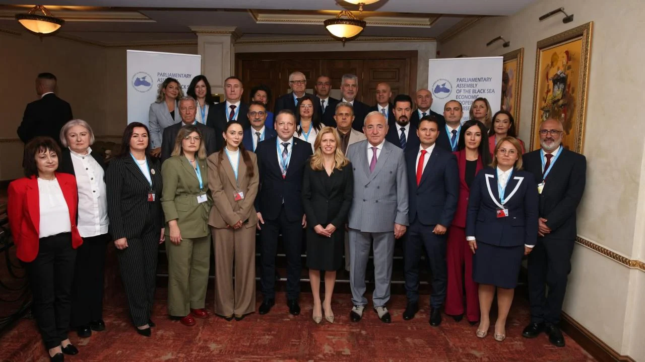 Fatih Dönmez, Bulgaristan’da KEİPA Toplantısına Katıldı ve Soydaşlarla Buluştu