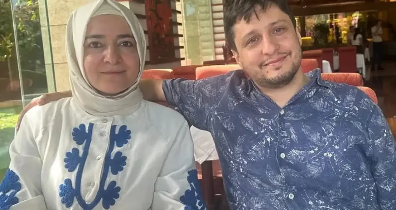 Fatma Betül Sayan Kaya ve eşi İlyas Kaya, Özata Denizcilik hisselerinden elde ettikleri