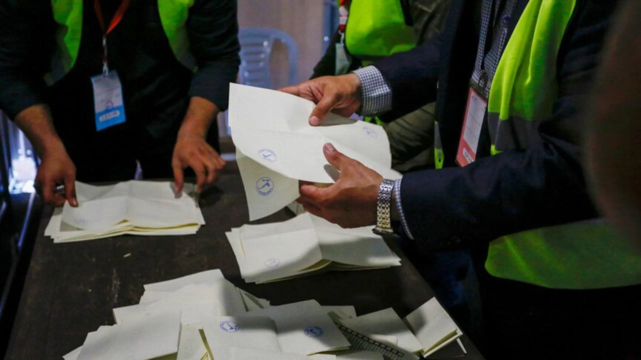 Filistin’de Devlet Başkanlığı ve Yasama Seçimleri 11 Eylül 2027’de Eş Zamanlı Yapılacak - www.gundemedair.com