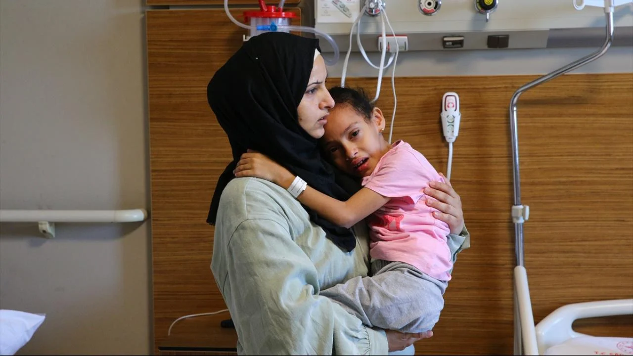 Türkiye, İsrail’in saldırılarında yaralanan 6 yaşındaki Sıla’nın umudu oldu