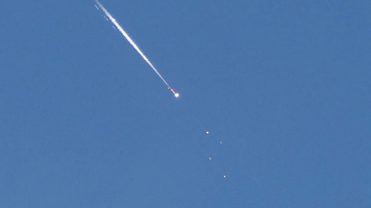 Suudi Arabistan, Husilerin Riyada attığı balistik füzenin imha edildiğini açıkladı