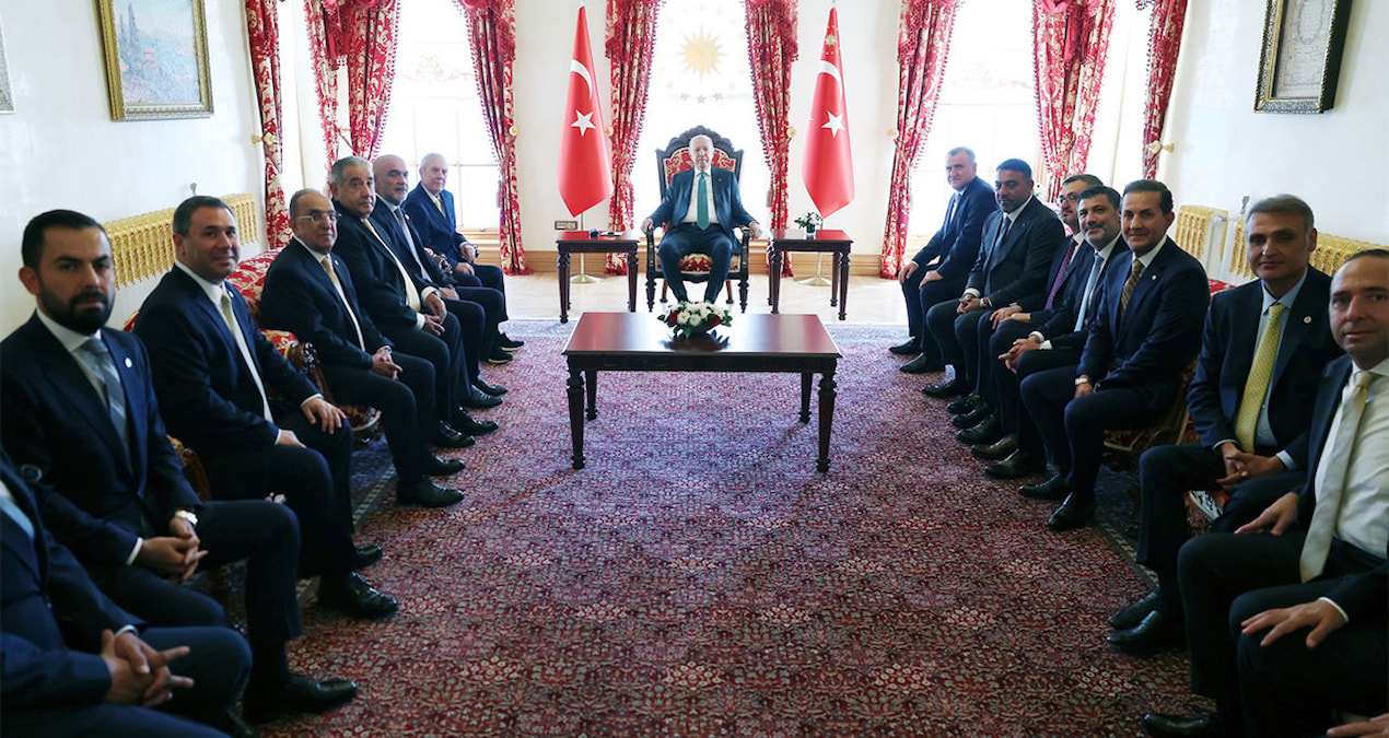 Cumhurbaşkanı Erdoğan, dört büyük kulüp başkanlarıyla bir araya geldi
