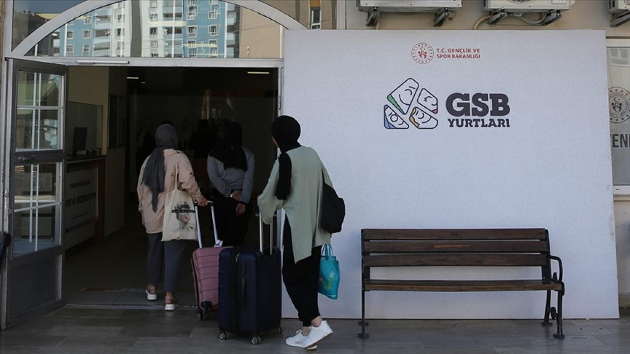Bakan Bak, 2026-27 eğitim dönemi yurt başvuru sürecini açıkladı