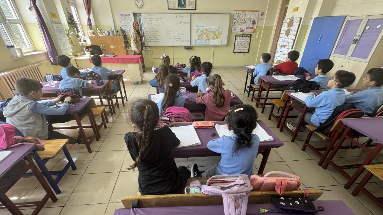 Okula başlama kaygısını azaltmak için ebeveynlere öneriler
