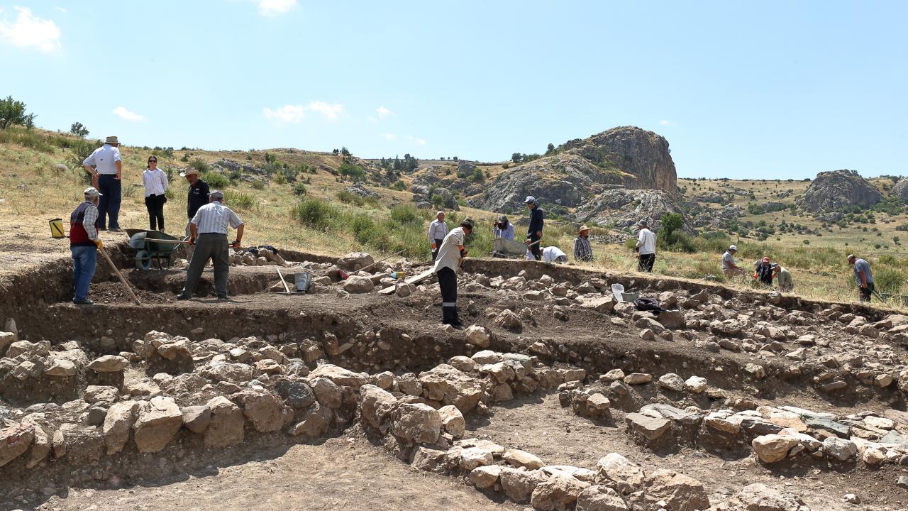 Çorum Boğazkale’deki Hattuşa Antik Kenti’nde yürütülen arkeolojik kazı çalışmaları